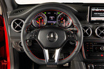 Mercedes-Benz Clase CLA CLA 220 CDI 170 CV (Linea AMG Sport) Linea AMG Sport Turismo Interior Volante 4 puertas