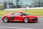 Audi R8 e-tron e-tron Coup&eacute; Exterior Lateral-Frontal 2 puertas