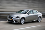 Lexus IS IS 300h IS 300h Turismo Exterior Frontal-Lateral 4 puertas
