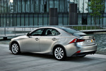 Lexus IS IS 300h IS 300h Turismo Exterior Lateral-Posterior 4 puertas