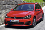 Volkswagen Golf GTD GTD Turismo Rojo Tornado Exterior Frontal-Lateral 5 puertas