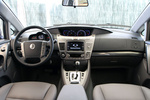 SsangYong Rodius 2.0 eXdi 155 CV 4x4 Aut. (gama 2013) Limited (gama 2013) Monovolumen Interior Salpicadero 5 puertas