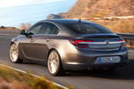 Opel Insignia Gama Insignia Gama Insignia Turismo Caoba Exterior Lateral-Posterior 5 puertas