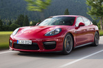 Porsche Panamera Panamera GTS Panamera GTS Turismo Exterior Frontal-Lateral 5 puertas