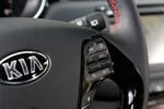 KIA cee'd GT 204 CV GT Turismo Interior Volante 3 puertas