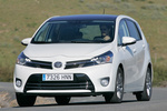 Toyota Verso 150D AutoDrive Advance Monovolumen Pearl White Exterior Frontal-Lateral 5 puertas