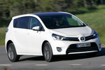 Toyota Verso 150D AutoDrive Advance Monovolumen Pearl White Exterior Lateral-Frontal 5 puertas