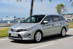 Toyota Auris 120D Gama Auris Turismo familiar Exterior Frontal-Lateral 5 puertas