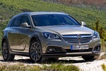 Opel Insignia Country Tourer Country Tourer Turismo familiar Verde Aurum Exterior Frontal-Lateral 5 puertas