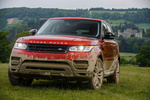 Land Rover Range Rover Sport Gama Range Rover Sport Gama Range Rover Sport Todo terreno Chile Exterior Frontal-Lateral 5 puertas