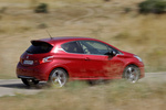 Peugeot 208 GTi GTi Turismo Rojo Rubi Exterior Posterior-Lateral 3 puertas