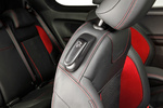 Peugeot 208 GTi GTi Turismo Rojo Rubi Interior Asientos 3 puertas