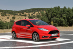 Ford Fiesta ST 1.6 EcoBoost 182 CV ST Turismo Rojo Race Exterior Frontal-Lateral 3 puertas