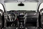 Peugeot 2008 1.6 e-HDI 92 CV Allure Todo terreno Interior Salpicadero 5 puertas