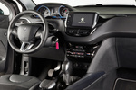 Peugeot 2008 1.6 e-HDI 92 CV Allure Todo terreno Interior Salpicadero 5 puertas