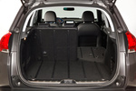 Peugeot 2008 1.6 e-HDI 92 CV Allure Todo terreno Interior Maletero 5 puertas