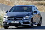 Mercedes-Benz Clase A A 45 AMG A 45 AMG Turismo Gris monta&ntilde;a metalizado Exterior Frontal-Lateral 5 puertas