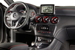 Mercedes-Benz Clase A A 45 AMG A 45 AMG Turismo Interior Salpicadero 5 puertas