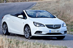 Opel Cabrio ECOTEC 1.6 SIDI Turbo 170 CV Excellence Descapotable Blanco Alpino Exterior Frontal-Lateral 2 puertas