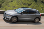 Mercedes-Benz Clase GLA GLA 250 4MATIC 7G-DCT Gama GLA Todo terreno Designo gris monta&ntilde;a magno Exterior Lateral 5 puertas
