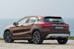 Mercedes-Benz Clase GLA GLA 220 CDI 4MATIC 7G-DCT Gama GLA Todo terreno Marr&oacute;n oriental metalizado Exterior Lateral-Posterior 5 puertas
