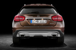 Mercedes-Benz Clase GLA GLA 220 CDI 4MATIC 7G-DCT Gama GLA Todo terreno Marr&oacute;n oriental metalizado Exterior Posterior 5 puertas