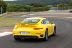 Porsche 911 Turbo Turbo Coup&eacute; Amarillo Racing Exterior Posterior-Lateral 2 puertas