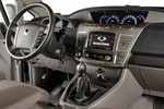 SsangYong Rodius 2.0 eXdi 155 CV (gama 2013) Premium (gama 2013) Monovolumen Fine Silver Interior Salpicadero 5 puertas