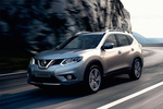 Nissan X-Trail Gama X-Trail Gama X-Trail Todo terreno Plata Tecno Exterior Frontal-Lateral 5 puertas