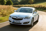 Opel Insignia Gama Insignia Gama Insignia Turismo Blanco Alpino Exterior Frontal-Lateral 4 puertas