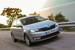 Skoda Spaceback Gama Spaceback Gama Spaceback Turismo Plata Brillante Metalizado Exterior Frontal-Lateral 5 puertas
