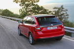 Skoda Spaceback Gama Spaceback Gama Spaceback Turismo Rojo Fuego Exterior Posterior-Lateral 5 puertas