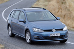 Volkswagen Golf 1.6 TDI CR 105 CV BMT Advance Turismo familiar Azul Pac&iacute;fico metalizado Exterior Frontal-Lateral 5 puertas