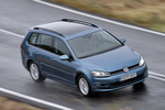 Volkswagen Golf 1.6 TDI CR 105 CV BMT Advance Turismo familiar Azul Pac&iacute;fico metalizado Exterior Lateral-Frontal-Cenital 5 puertas