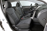 Hyundai i30 1.6 CRDi 110 CV Style Sport Turismo familiar Interior Asientos 5 puertas