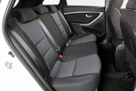 Hyundai i30 1.6 CRDi 110 CV Style Sport Turismo familiar Interior Asientos 5 puertas