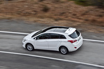 Hyundai i30 1.6 CRDi 110 CV Gama i30 CW Turismo familiar Creamy White Exterior Cenital-Lateral-Posterior 5 puertas