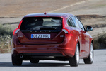 Volvo V60 D2 114 CV Momentum Turismo familiar Rojo Flamenco Exterior Posterior 5 puertas