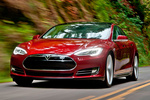 Tesla Model S Gama MODEL S Gama MODEL S Turismo Signature Red Exterior Frontal-Lateral 5 puertas
