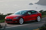 Tesla Model S Gama MODEL S Gama MODEL S Turismo Signature Red Exterior Frontal-Lateral 5 puertas