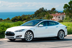 Tesla Model S Gama MODEL S Gama MODEL S Turismo White Exterior Frontal-Lateral 5 puertas