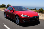Tesla Model S Gama MODEL S Gama MODEL S Turismo Red Exterior Frontal-Lateral 5 puertas
