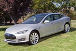 Tesla Model S Gama MODEL S Gama MODEL S Turismo Silver Exterior Lateral-Frontal 5 puertas