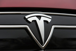 Tesla Model S Gama MODEL S Gama MODEL S Turismo Signature Red Exterior Anagrama 5 puertas