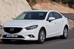 Mazda Mazda6 SKYACTIV-G 2.0 145 CV Style Turismo Snowflake White Pearl Exterior Lateral-Frontal 4 puertas