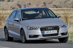 Audi A3 2.0 TDI 150 CV Ambiente Turismo Plata Hielo Metalizado Exterior Frontal-Lateral 4 puertas