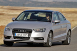 Audi A3 2.0 TDI 150 CV Ambiente Turismo Plata Hielo Metalizado Exterior Frontal-Lateral 4 puertas