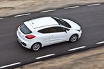 KIA cee'd 1.6 CRDi VGT 110 CV Drive Turismo Cassa White Exterior Posterior-Lateral-Cenital 3 puertas