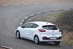 KIA cee'd 1.6 CRDi VGT 110 CV Drive Turismo Cassa White Exterior Posterior-Lateral 3 puertas