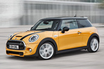 MINI MINI MINI Cooper S MINI Cooper S Turismo Exterior Frontal-Lateral 3 puertas